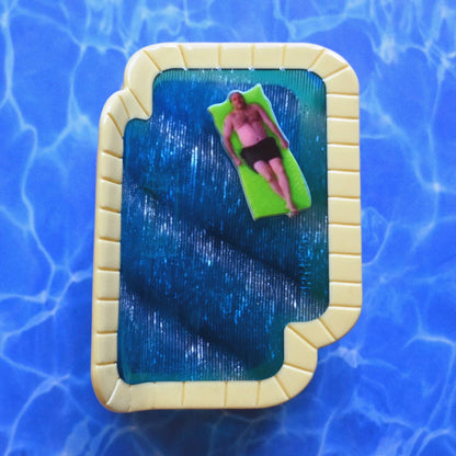 Tony in the Pool Hair Claw