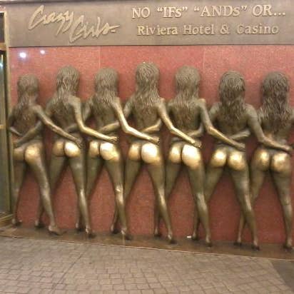 Riviera "Crazy Girls" Pin - Las Vegas Statue